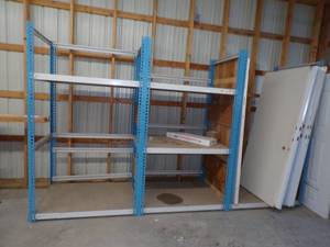 lot 367 image: Blue Racking -