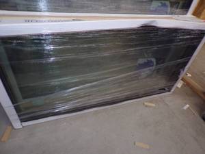 lot 386 image: Picture Window 30 x 59