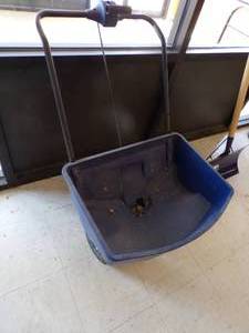 lot 402 image: Salt Spreader