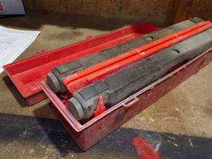 lot 424 image: Emergency Truck Reflective Triangle with Case set of 3