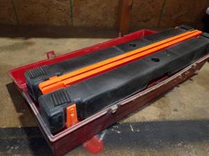 lot 425 image: Emergency Truck Reflective Triangle with Case set of 3