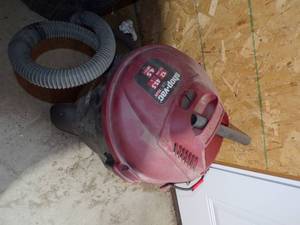 lot 433 image: 12 Gallon Shop Vac
