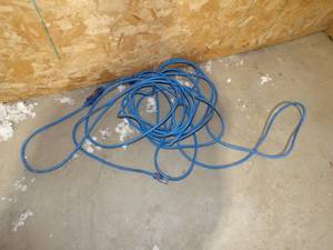 lot 440 image: Pair of Heavy Duty Extension Cords