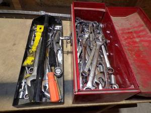 lot 449 image: Toolbox with Tools