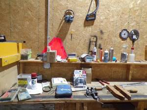 lot 453 image: Contents on workbench and wall see pics
