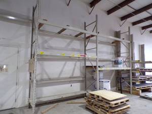 lot 341 image: 2 Bays of Pallet Racking