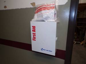 lot 460 image: First Aid Box