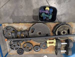 Iron Grip & Hampton Weight Plates with Barbell & Dumbbells - Home Gym Set