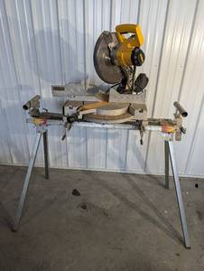 DeWalt DW705 12-In. Compound Miter Saw - 120V, 13.5A, 4000 RPM (On Stand)