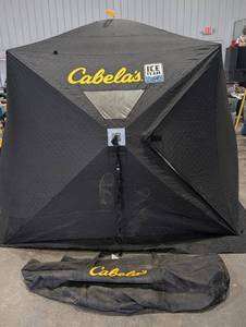 Cabelas Ice Team Ice Shelter 8x8ft Ice Fishing Tent & Carry Bag 7 Tall Inside