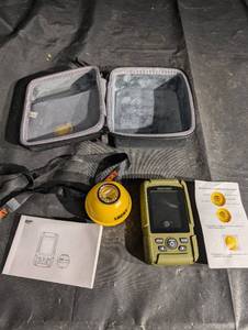 LUCKYLAKER Rechargeable Wireless Sensor Handheld Kit with Case