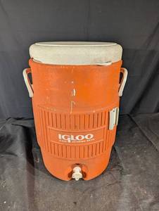 Igloo 5-Gallon Drinking Water Cooler