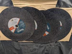 Makita 14 in Cut-Off Wheels - 18 in Thick (Lot of 4)
