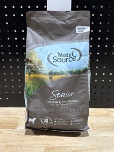 lot 5 image: Nutri Source Senior Chicken and Rice Dog Food 5 LB Bag