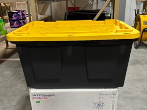 lot 10 image: Greenmade 27 Gallon Professional Grade Tote NEW