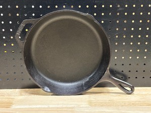 Lodge Cast Iron Fry Pan New
