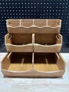 lot 35 image: Stackable Trays