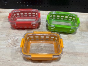 lot 48 image: Ello Duraglass Meal Prep Containers