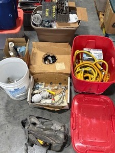 lot 34 image: Hardware, Plumbing Items