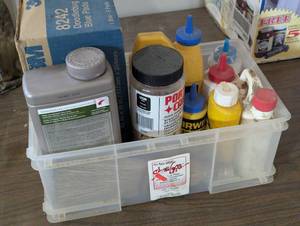 Mixed Lot - Chalk Line Refill, Busquets, Cleaning Pads