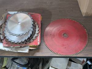 Mega Lot of CircularTable saw Blades - Mixed Sizes