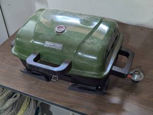 Ozark Trail Small Propane Camping Grill - 1lb