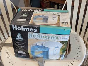 Holmes Cool Mist Humidifier