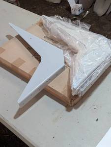 12 Heavy Duty Metal Brackets - 15 x 21