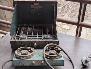 2 Camping Stoves - 1 Coleman -LP