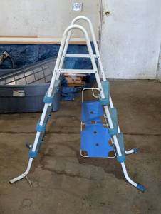 Above Ground Pool Ladder