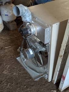 5 Ton Gas Furnace - Missing Cover