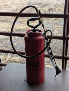 Industrial Concrete Sprayer - Metal