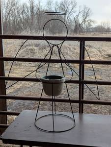 Metal Angel Plant Stand