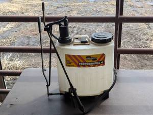 Professional Plus Pump Sprayer