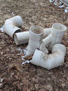 Pile Random 6 PVC Fittings