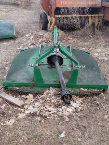 John Deere LX5 - 5-foot, light-duty rotary cutter (bush hog)
