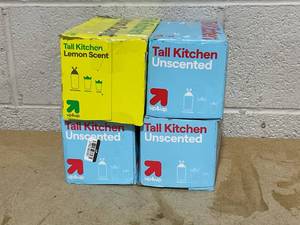 lot 207 image: LOT OF 4 up&up Trash Bags