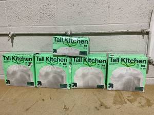 lot 240 image: LOT OF 5 up&up Trash Bags