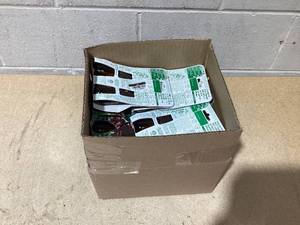 LOT OF 30 Air Wick Essential Mist Fresh Pine & Juniper