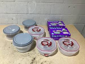 LOT OF 8 Food Storage Containers