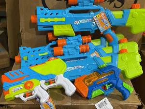 lot 317 image: LOT OF 7 Water Guns