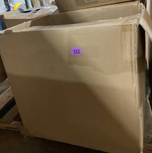 lot 322 image: BOX OF Outdoor Merchandise