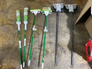 LOT OF 6  Libman Mops & TRGT Brooms