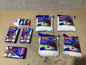 LOT OF 8 O-Cedar East Wring Mop Refills, H2Pro Refills, & Gloves