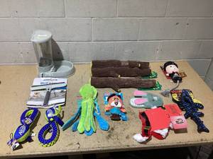 lot 361 image: LOT OF Dog Merchandise