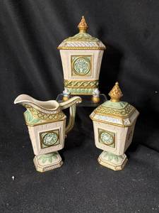 lot 115 image: Fitz & Floyd Classics Gregorian Collection Porcelain 3-Piece Lidded Creamer & Sugar, Potpourri Jar, Ivory with Green & Gold