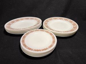 lot 137 image: Pyrex Copper FiligreeBrown Scroll Tableware by Corning set of 12
