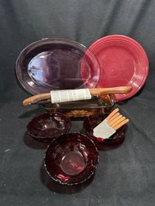 lot 146 image: Burgundy Glass Serving Set - 4 Bowls, 2 Plates, Rectangular Platter & Wood Utensils
