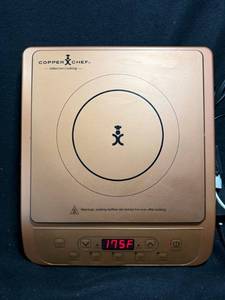 lot 154 image: Copper Chef Induction Cooktop - 1 Burner, Copper Finish