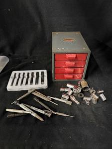 lot 205 image: Dunlap 4-Drawer Metal Tool Cabinet with Punches, Drill Bits & Hardware